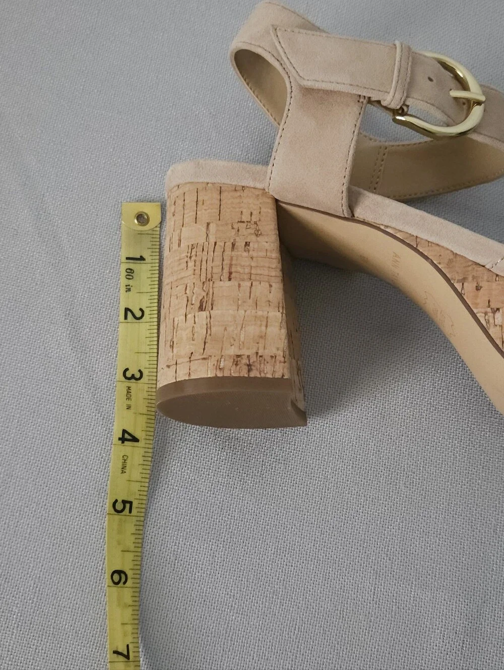 Ann‎ Taylor Suede Cork Platform Sandals Women's 8M Tan Nude Block Heel Buckle